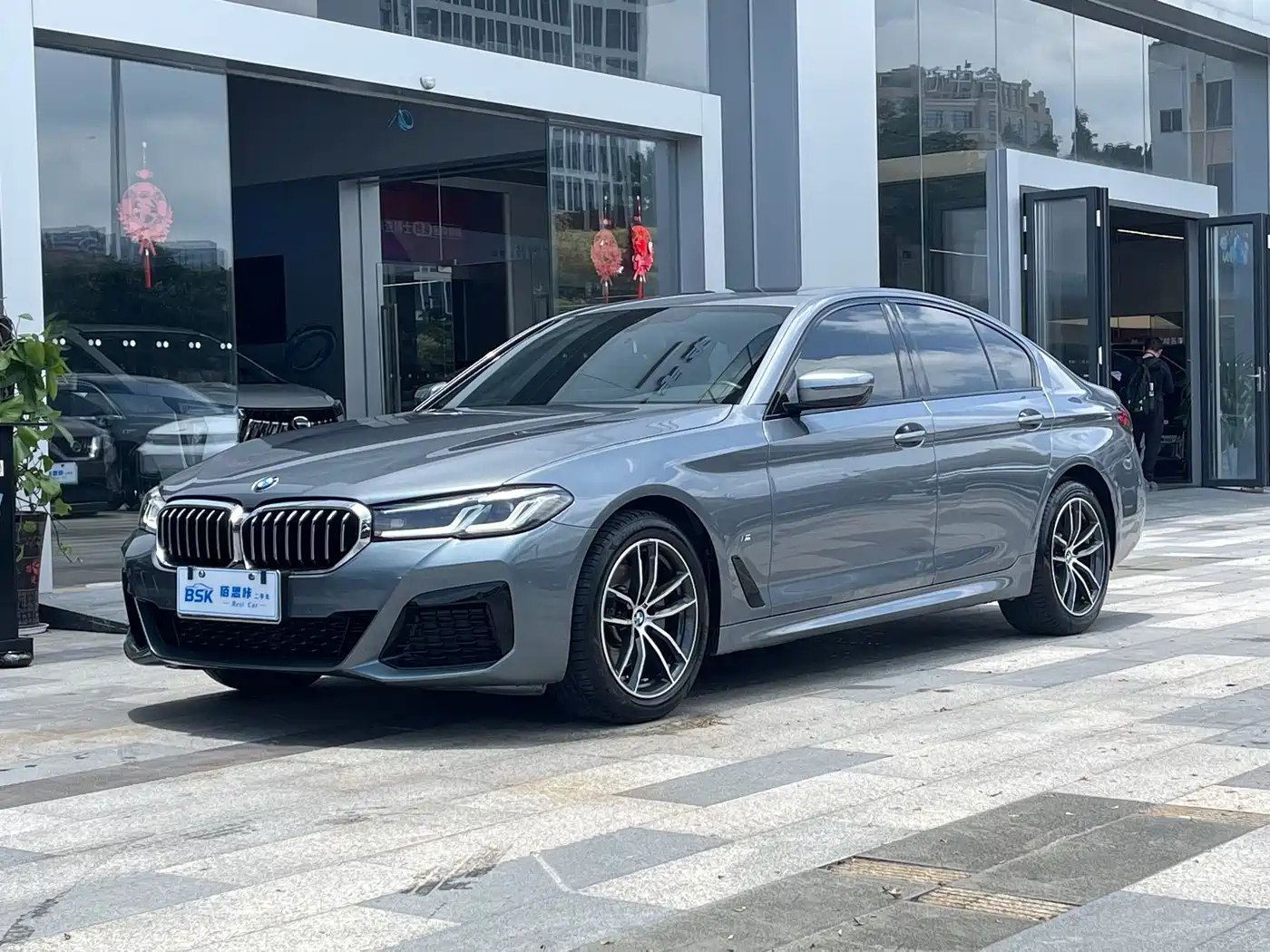 BMW 5 Series (Import) 2021 525i M Sport Package