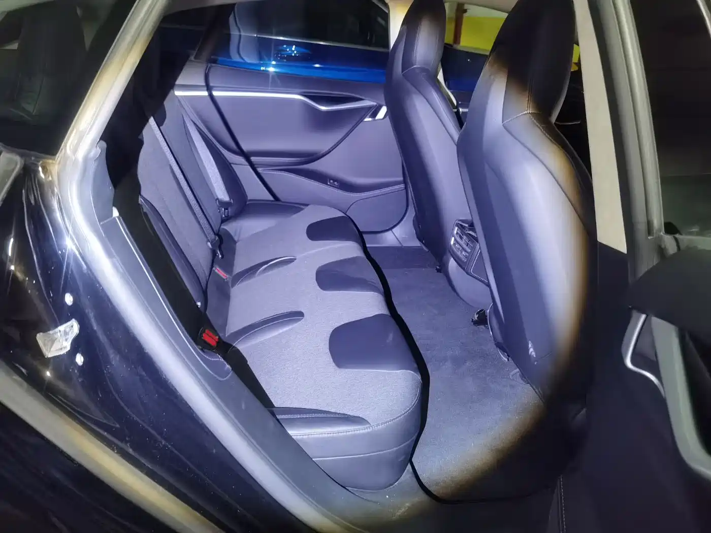 TESLA MODEL S