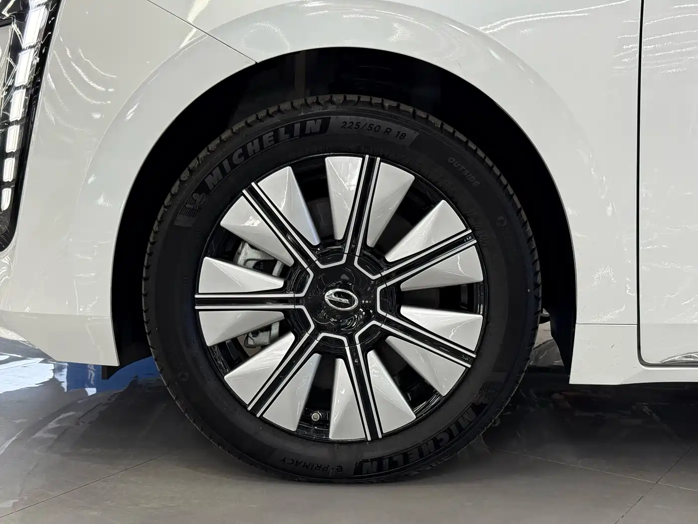 GAC TRUMPCHI E8 NEW ENERGY