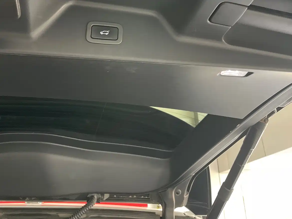 Land Rover Range Rover 2015 3.0 SC V6 Vogue фото 16