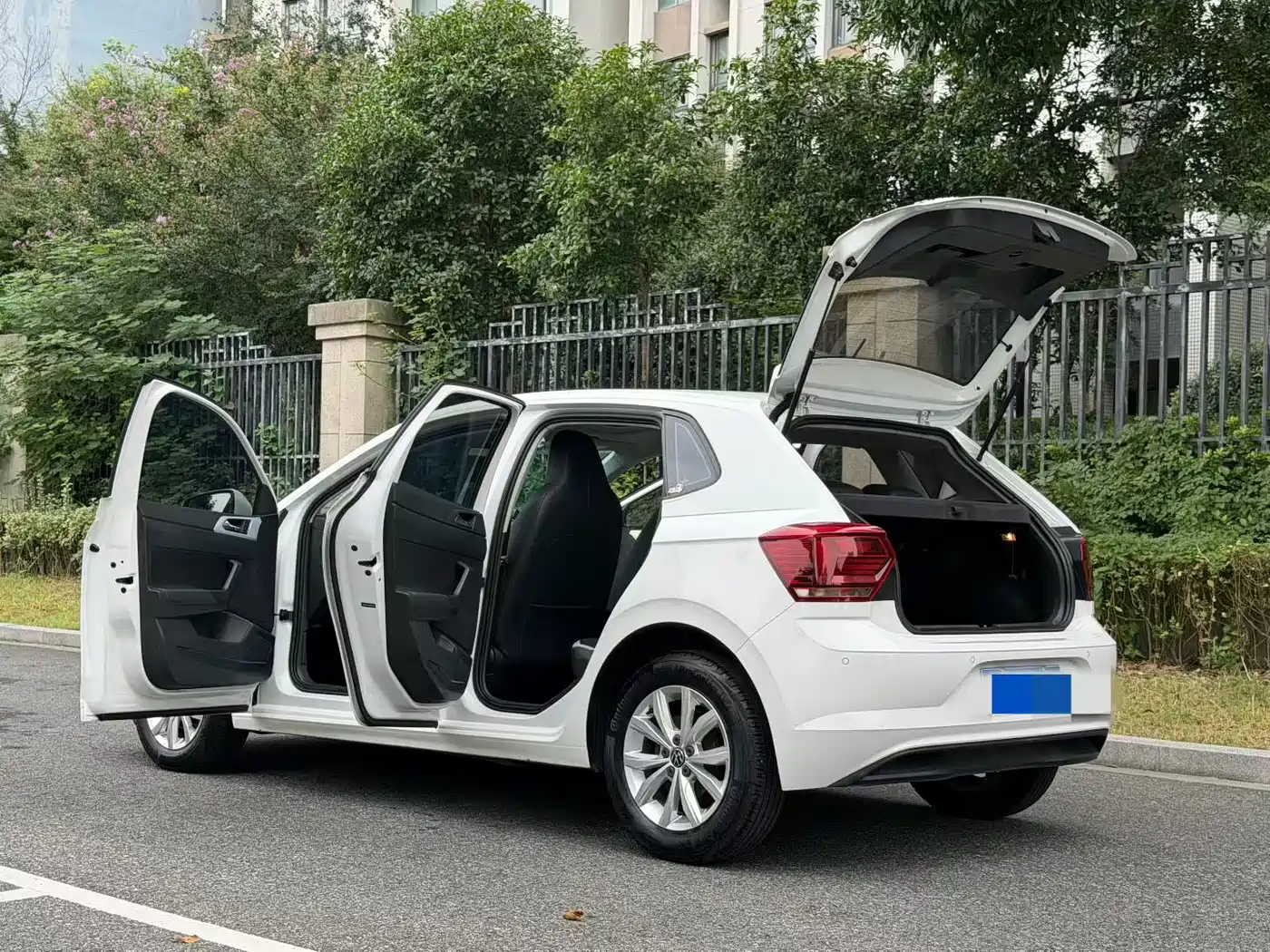 Volkswagen Polo 2021 2021 Plus 1.5L Automatic Colorful Tech Edition