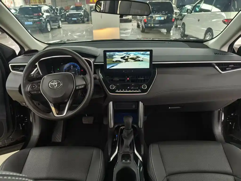 Photo 10 - Toyota Frontlander