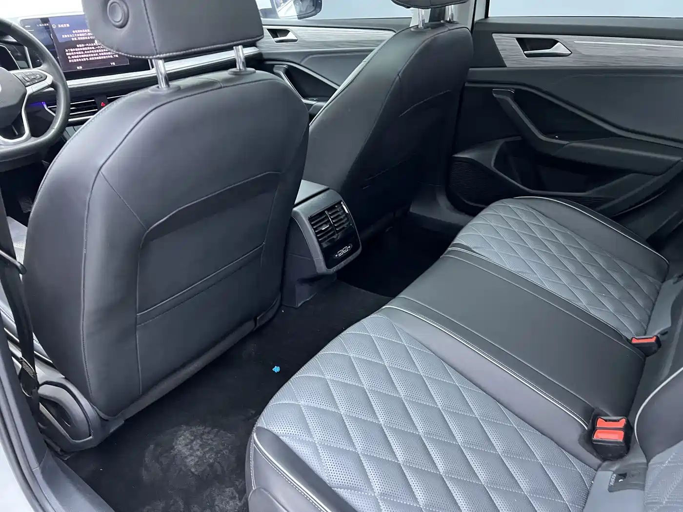 Volkswagen Sagitar 2023 280TSI DSG Beyond Lite фото 12