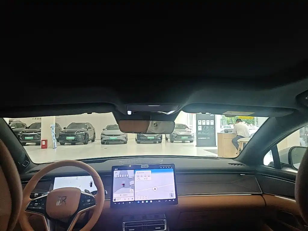 BYD Han L 2025 EV AWD LiDAR Flagship фото 18
