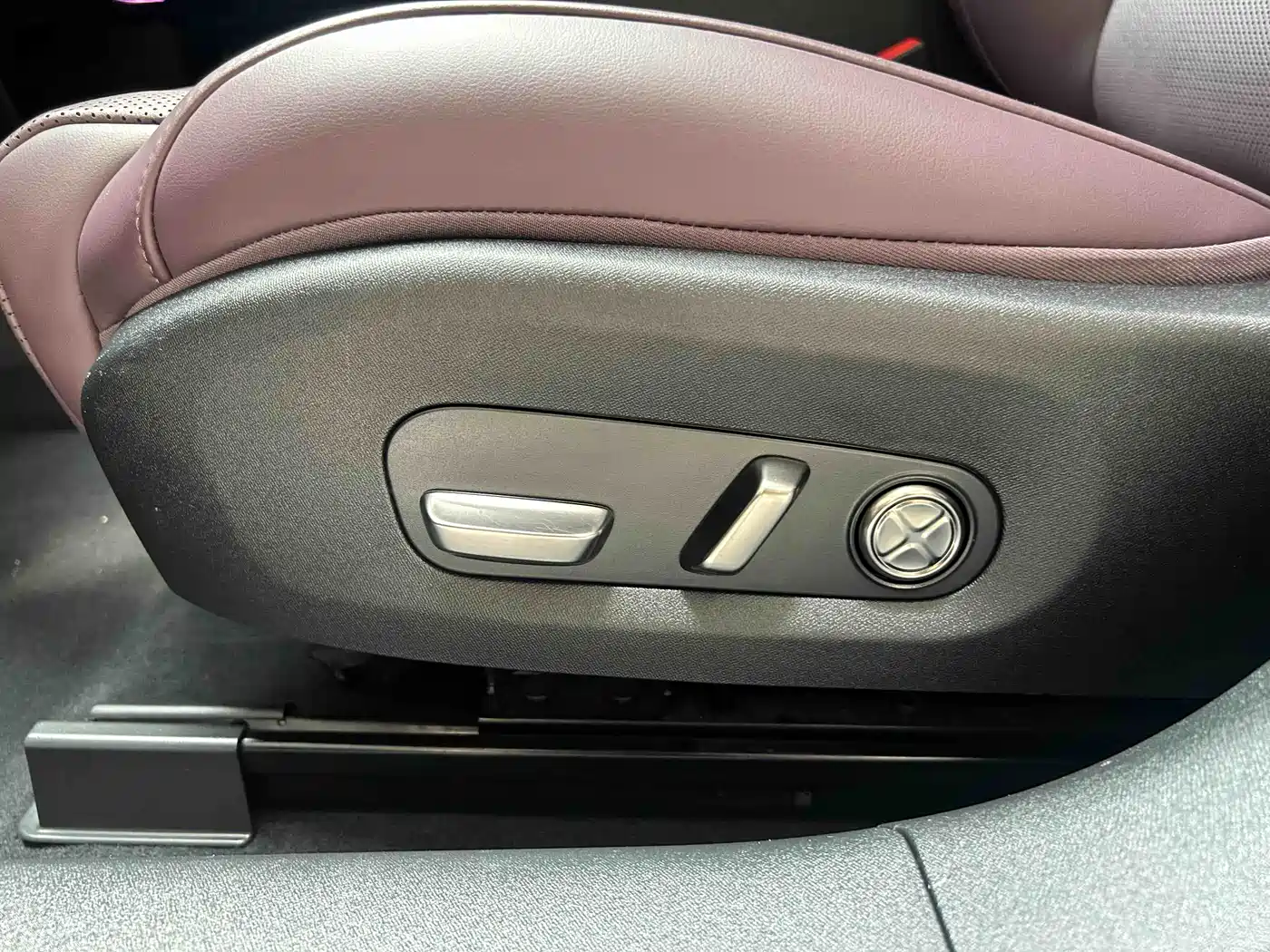 Xiaomi Auto Xiaomi SU7 2024 RWD Long Range Intelligent Driving Edition фото 19