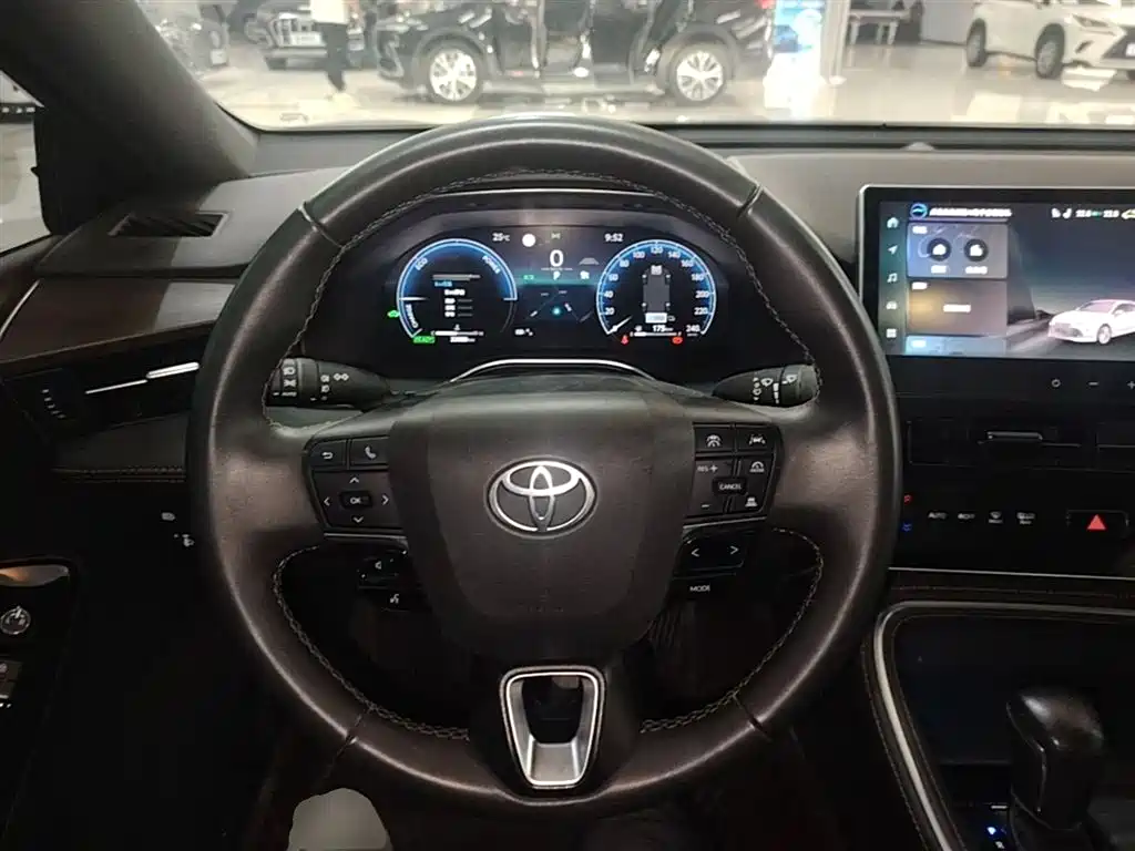 Toyota Avalon 2024 Model Hybrid 2.0L Prestige Edition фото 11