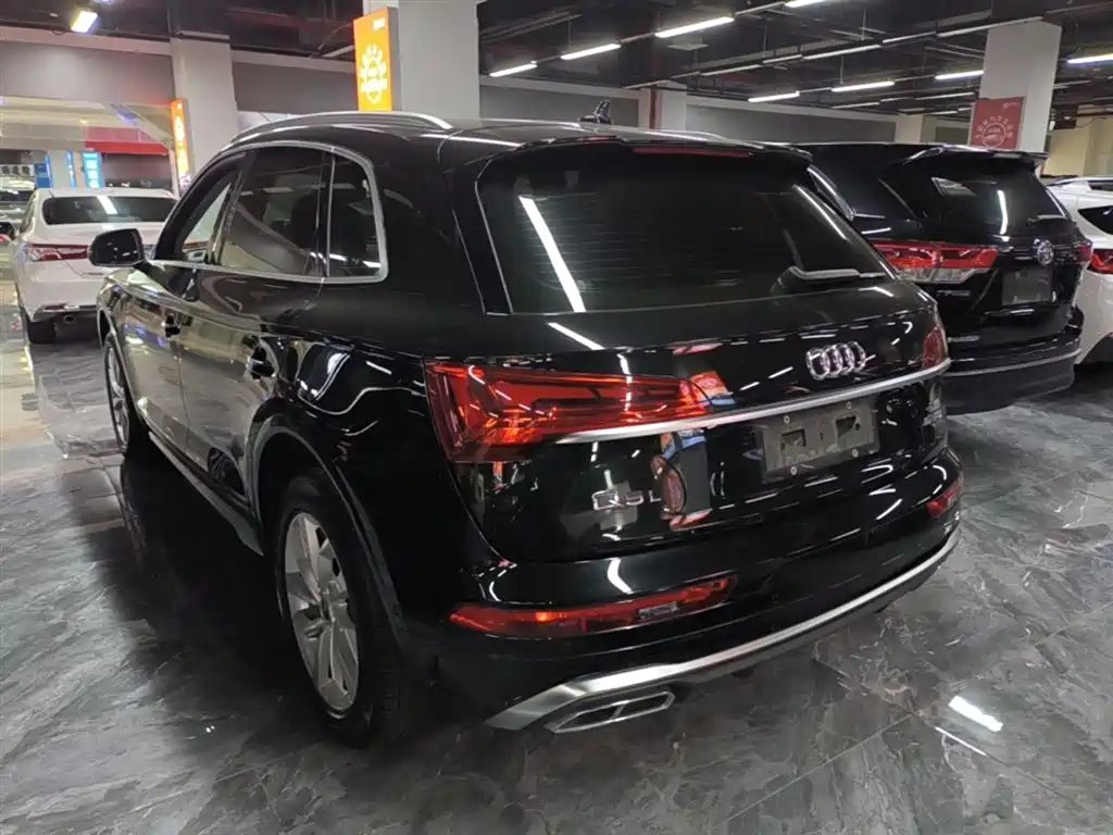 Audi Q5L 2022 40T Luxury Dynamic фото 5