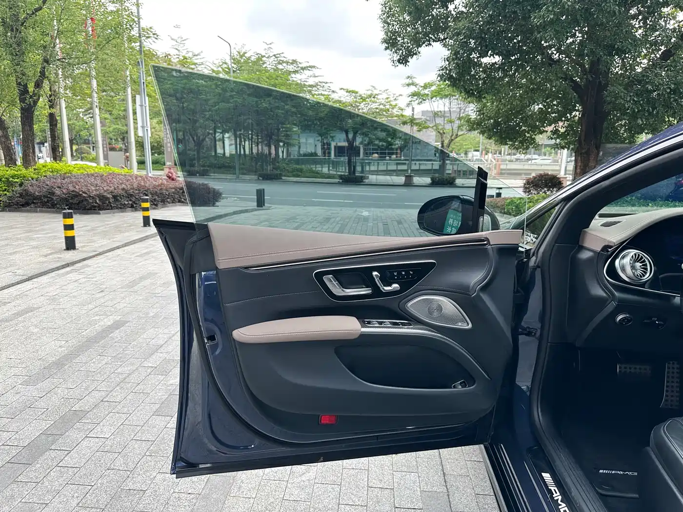 Mercedes-Benz EQS AMG 2022 AMG EQS 53 4MATIC+ фото 11