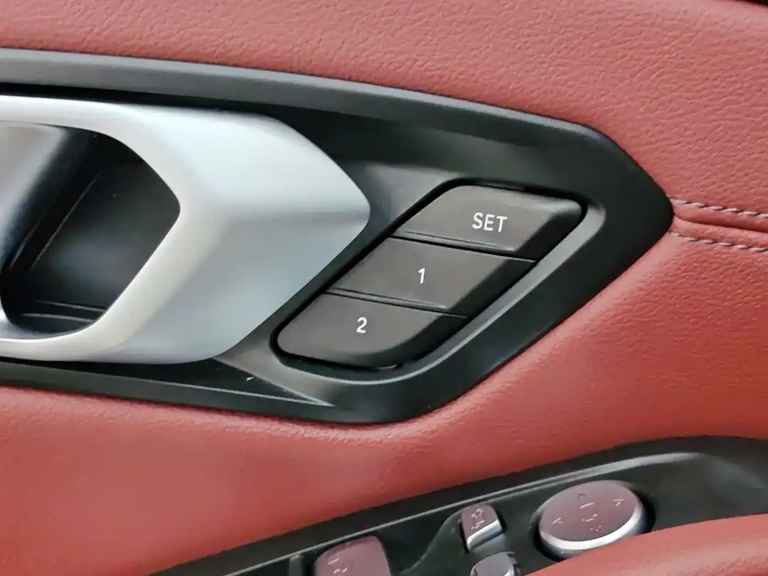 BMW 3 Series 2023 320Li M Sport Package фото 15