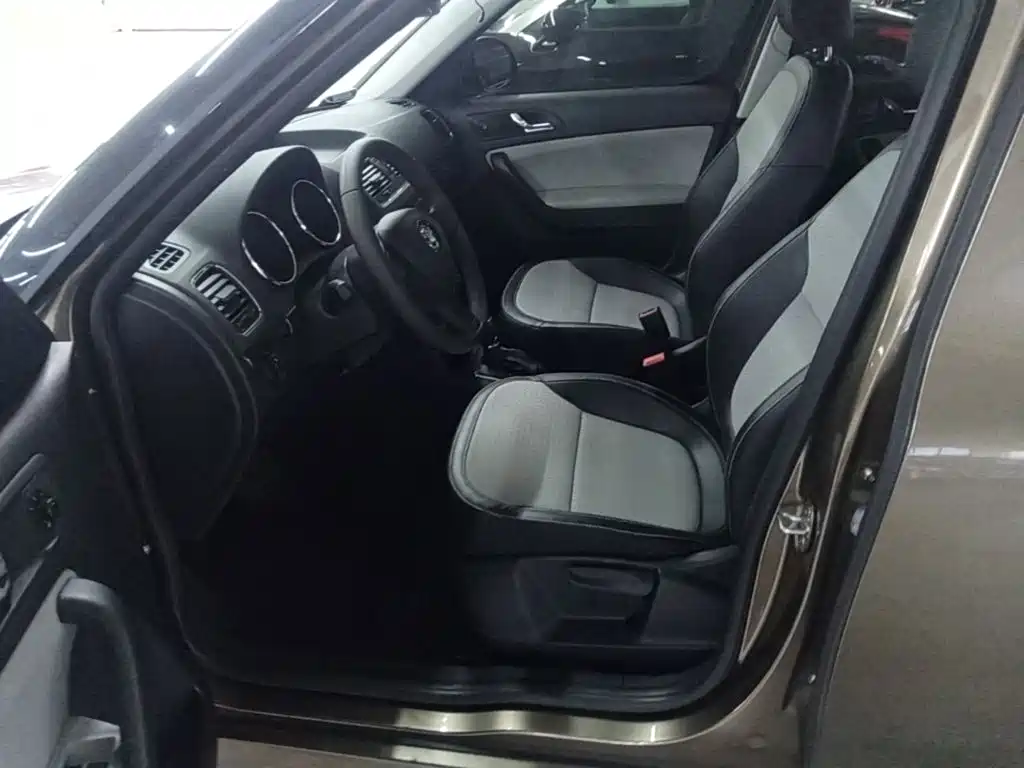 Škoda Yeti 2017 2017 TSI280 DSG Advance