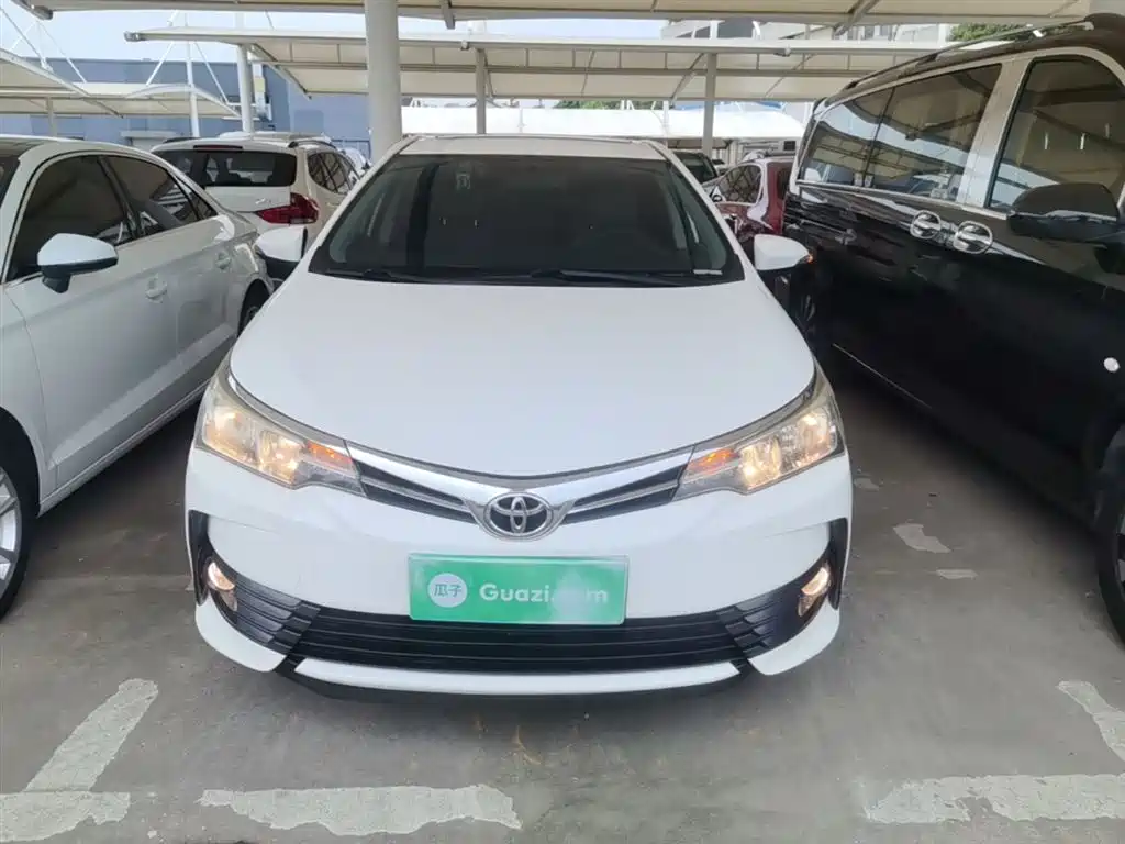 Toyota Corolla 2017 Facelift 1.2T S-CVT GL-i фото 3