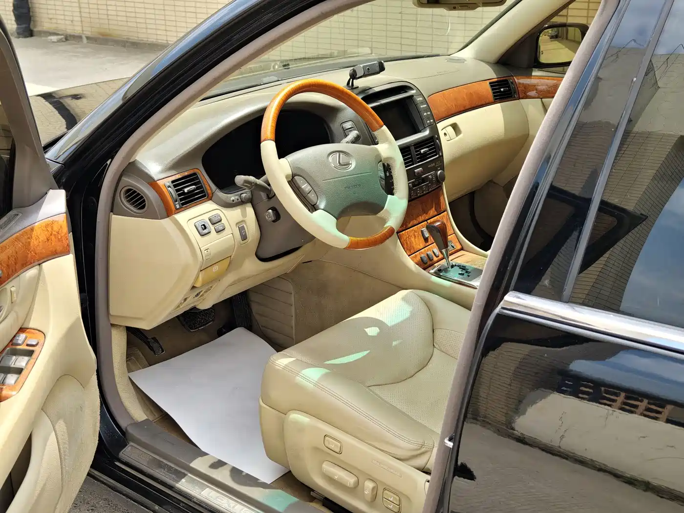 Lexus LS 2006 2005 430