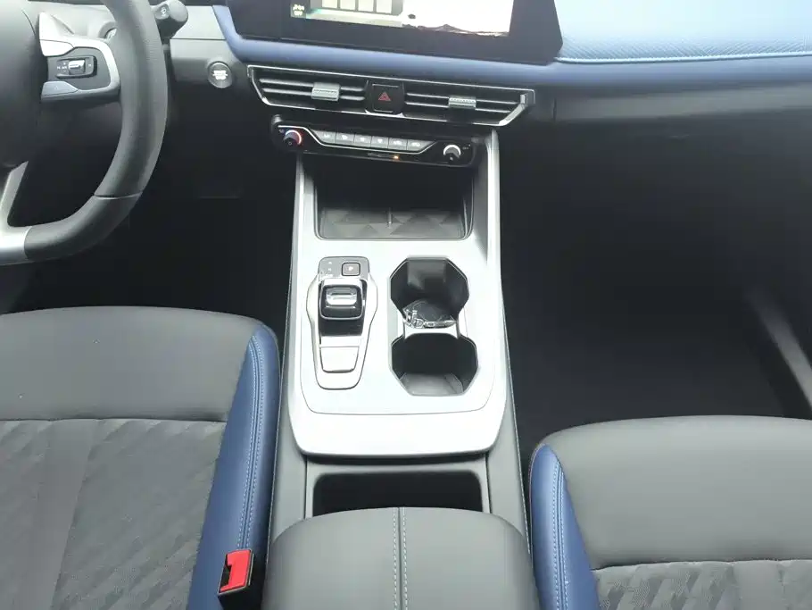 GAC Trumpchi Trumpchi GS3 2025 2023 Shadow Speed 270T Power Acquisition Edition