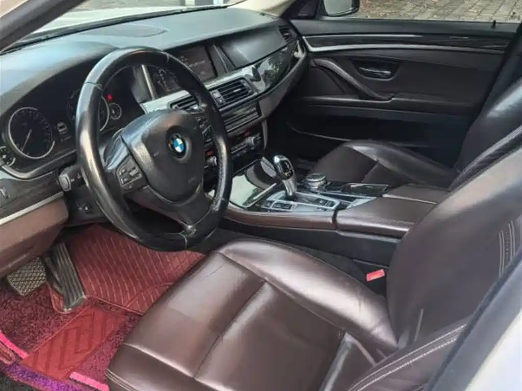 BMW 5 Series 2017 525Li Luxury Design Package фото 7