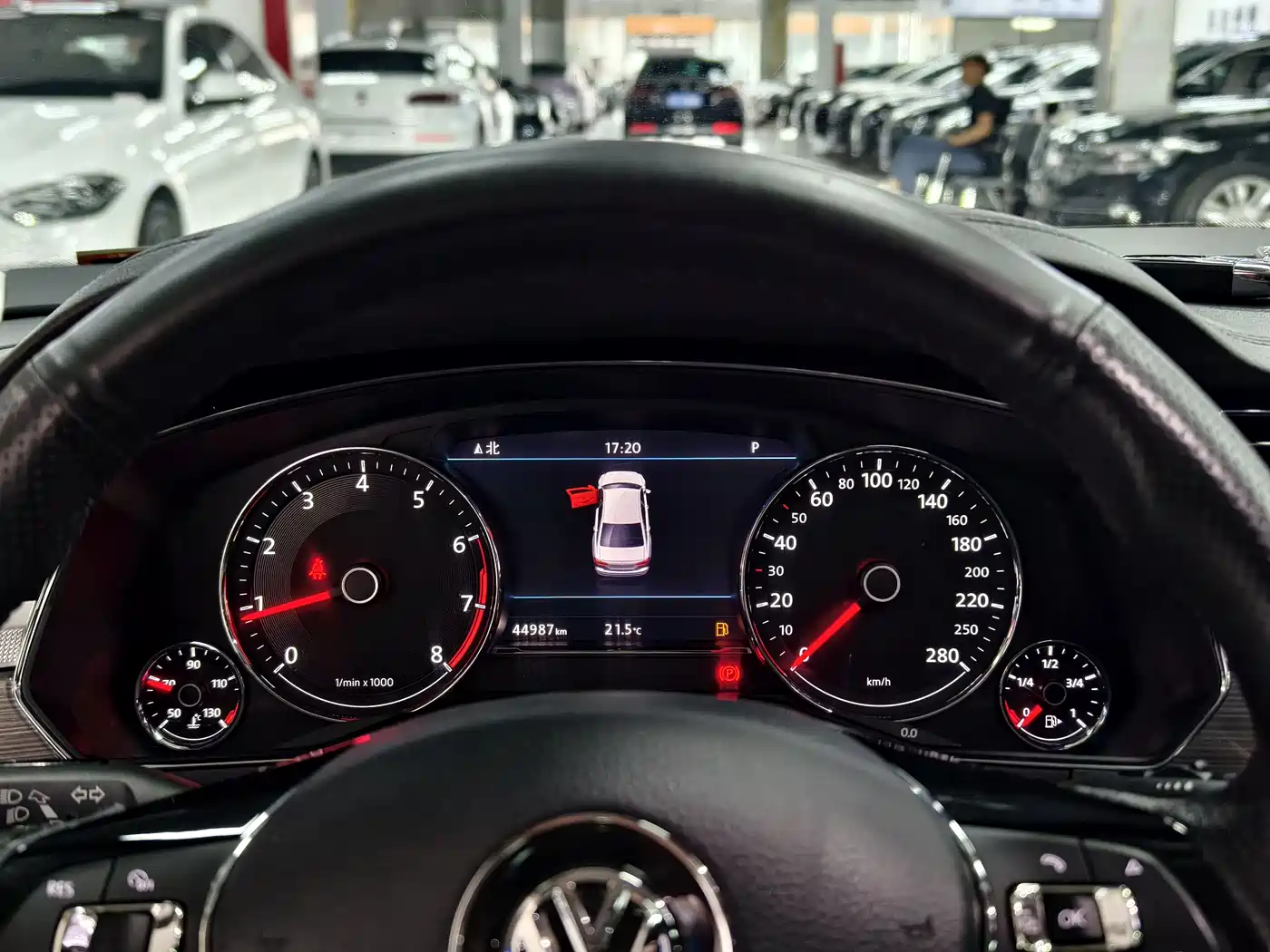 Volkswagen Phideon 2018 380TSI 2WD Business Edition фото 3