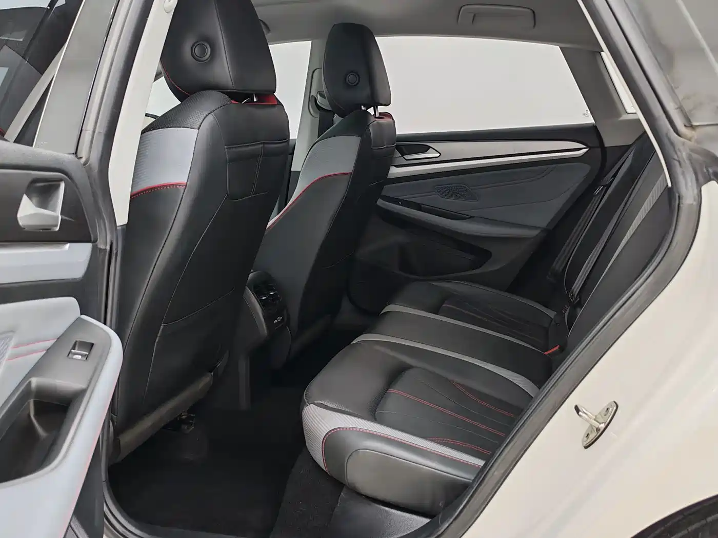 Volkswagen Lamando 2022 Lamando L 280TSI DSG Cool Edition фото 7