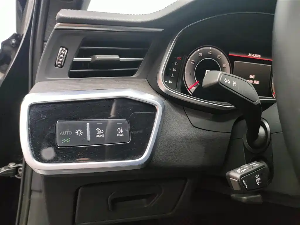 Audi A6L 2024 45 TFSI quattro Premium Dynamic фото 10