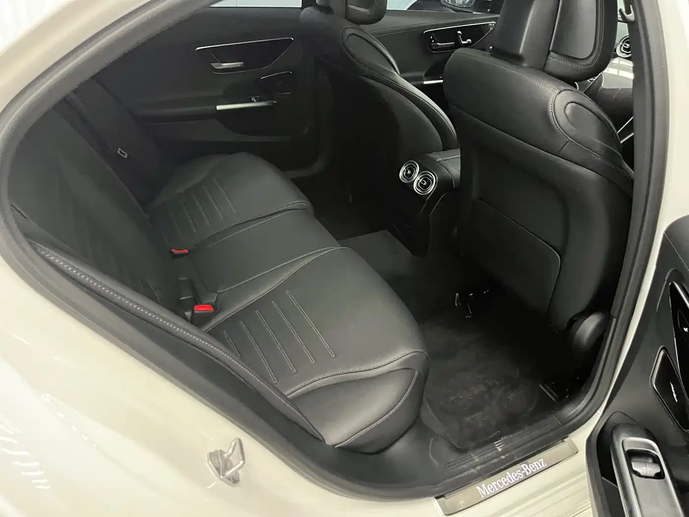 Mercedes-Benz C-Class 2022 C 260 L Sport Edition фото 10