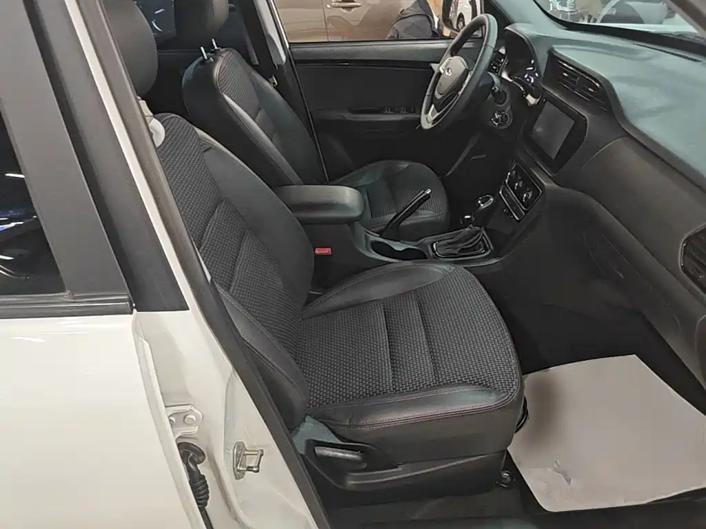 Chery Tiggo 3 2017 2016 1.6L CVT Smart Edition