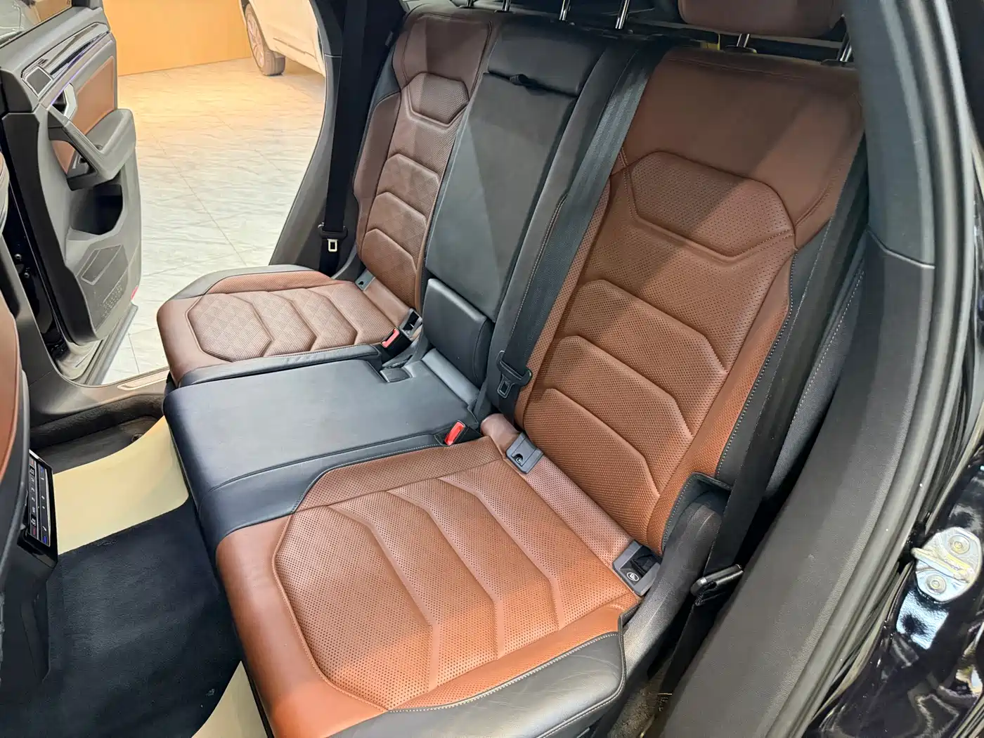 Volkswagen Touareg 2019 3.0TSI Sharp Intelligence Edition China VI фото 14
