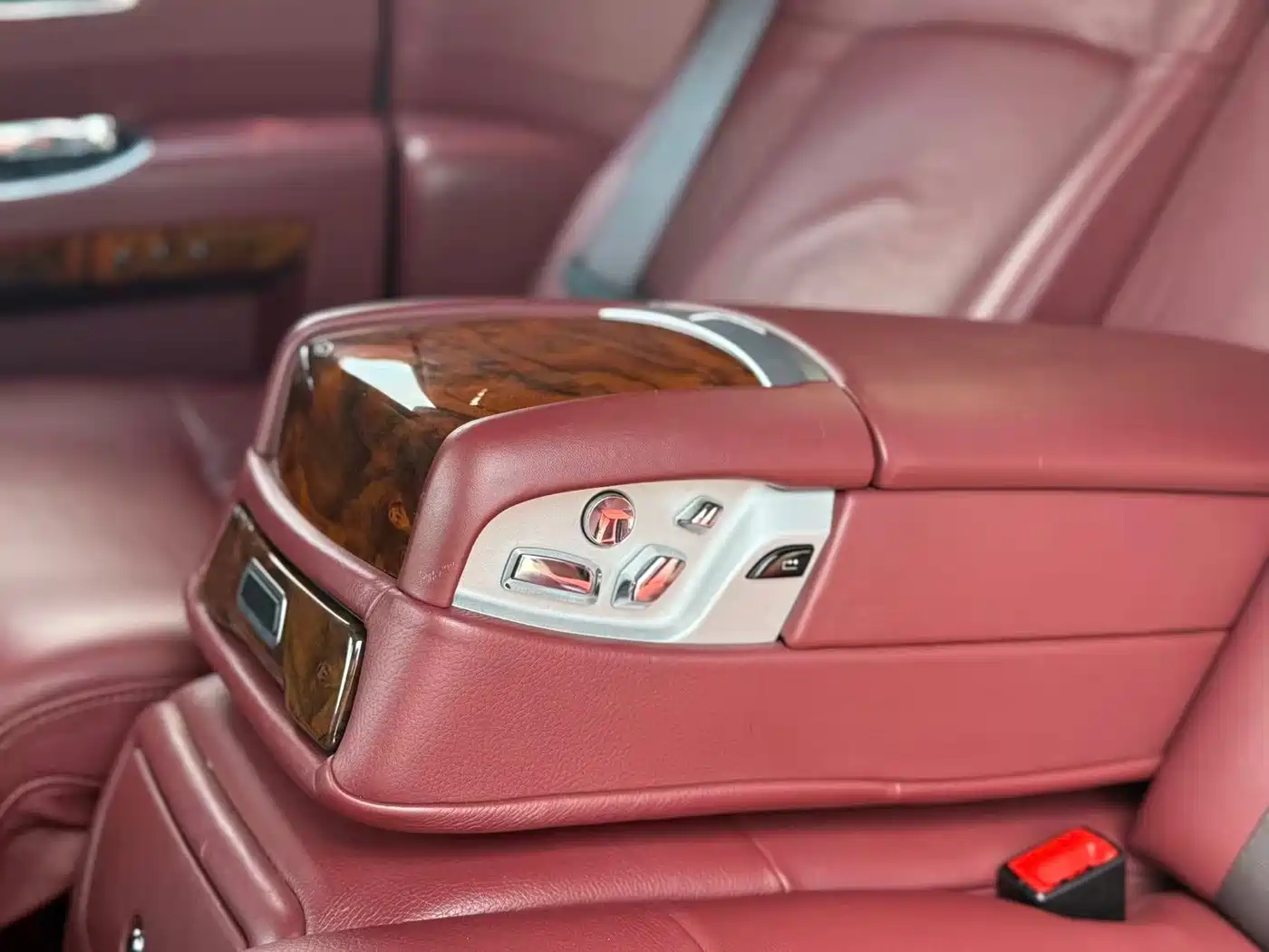 Фото 8 - Rolls-Royce Ghost