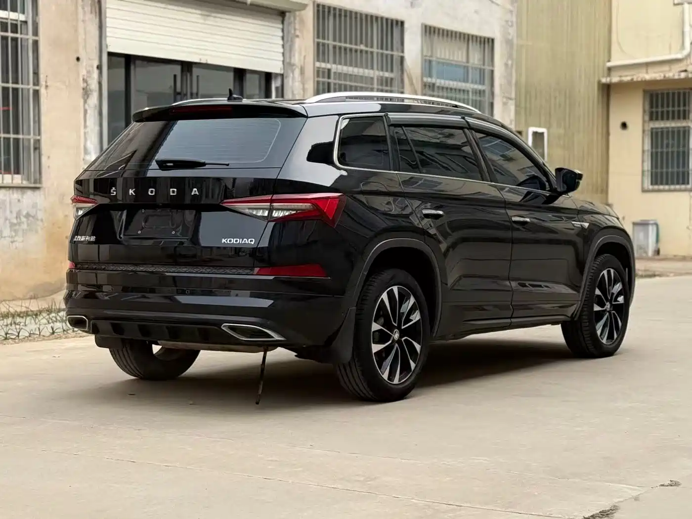 Škoda Kodiaq 2022 TSI330 5-Seater 2WD Luxury Edition фото 7