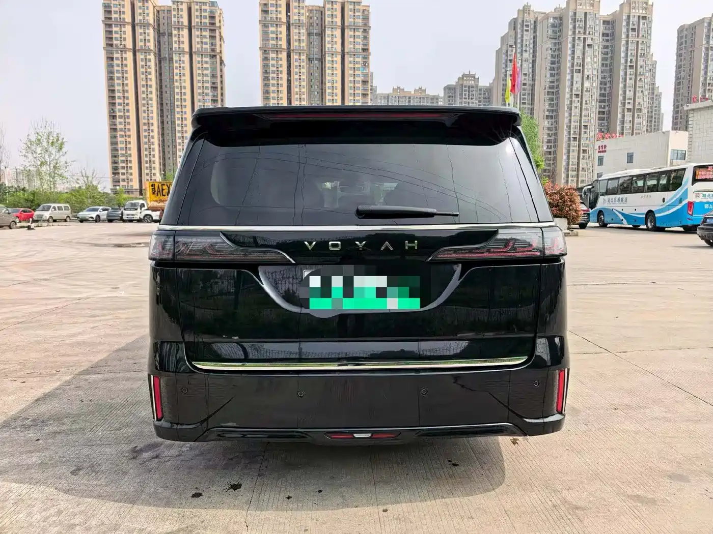 Voyah Auto Voyah Dreamer 2022 Low-carbon Dream+Smart Package фото 6