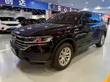 Фото 1 - Volkswagen Touareg