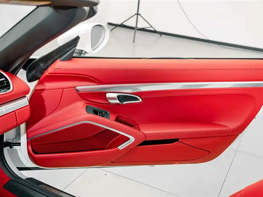 صورة 15 - Porsche 718