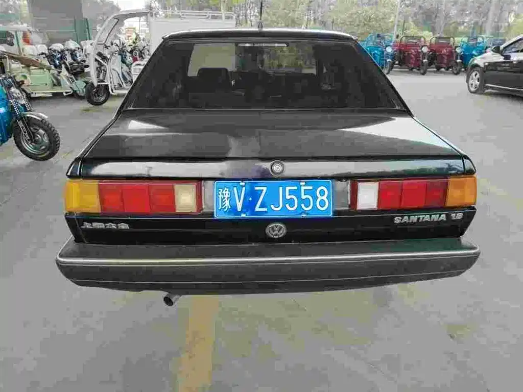 Volkswagen Santana Classic 2007 Model 1.8L Scenic Edition фото 4