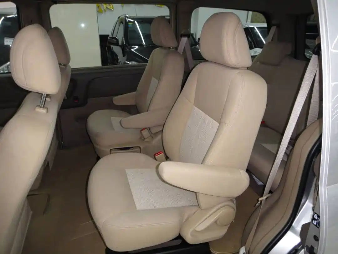 Buick GL8 2014 2.4L Classic Edition фото 10