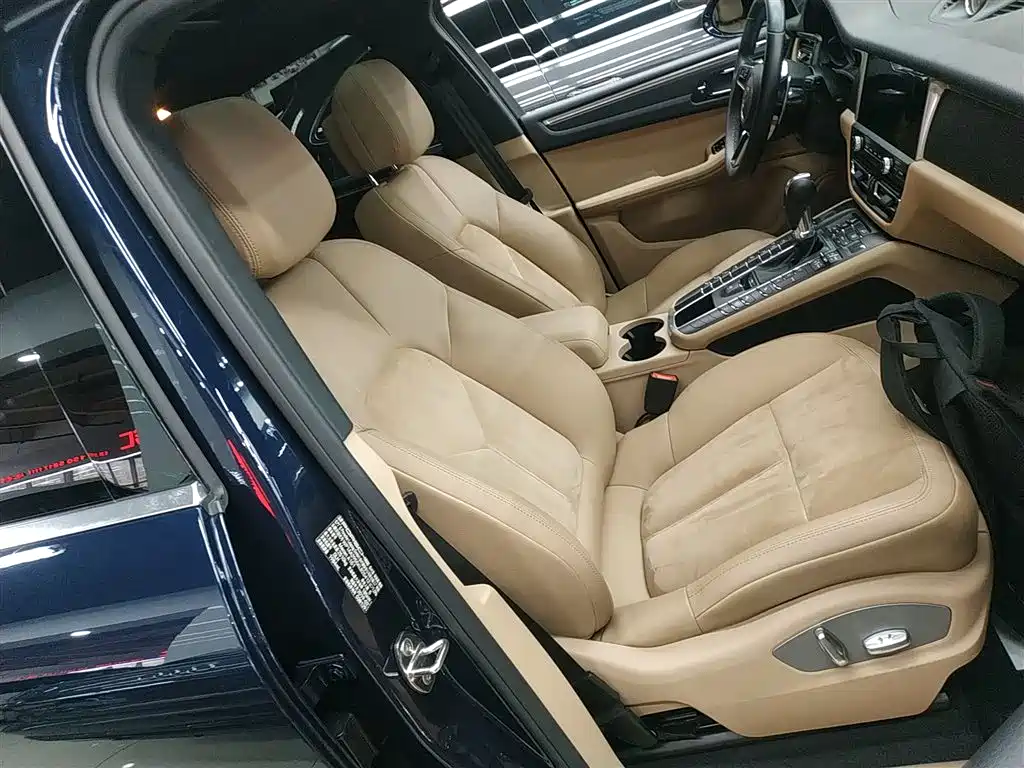 Porsche Macan 2018 Macan 2.0T фото 20