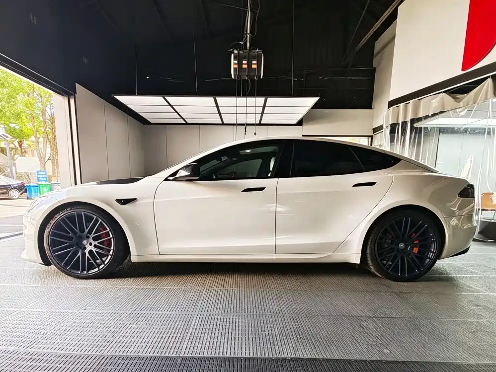 2023 Tesla Model S