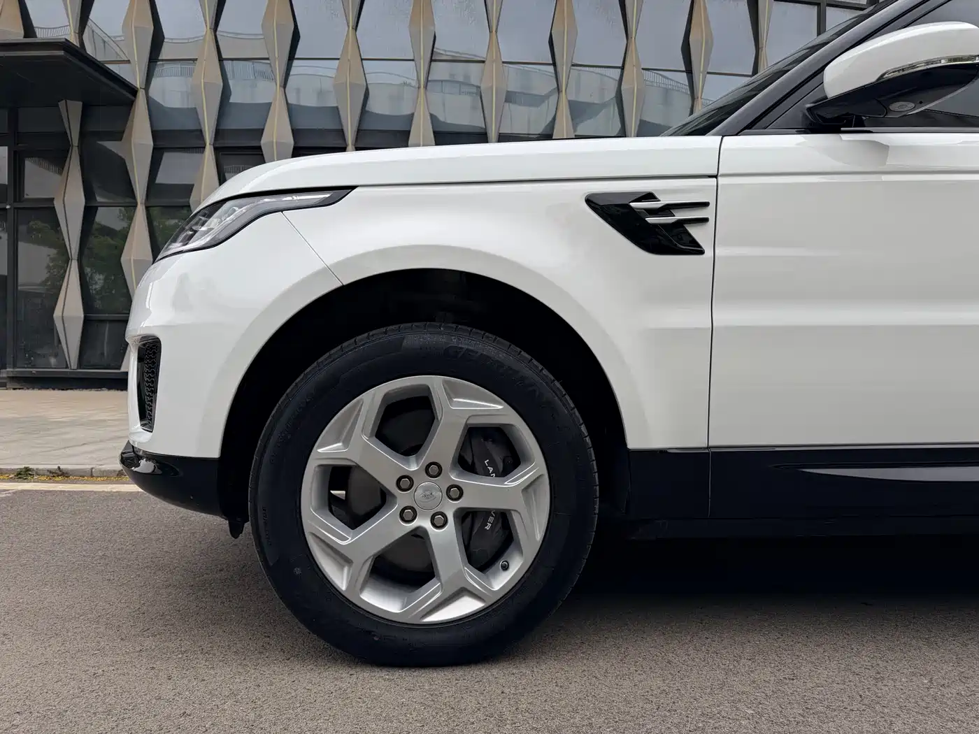 LAND ROVER RANGE ROVER SPORT NEW ENERGY