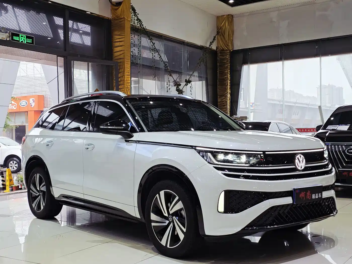 Volkswagen Talagon 2024 380TSI 4WD R-Line Touring фото 3