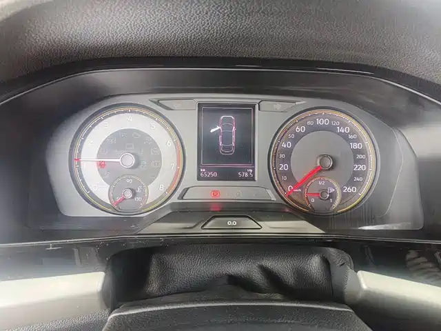 Volkswagen Lavida 2019 280TSI DSG Comfort Edition China VI — фото 4