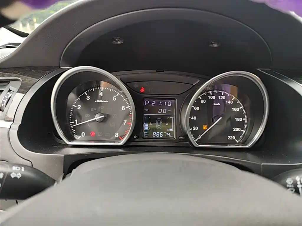 Фото 12 - Zotye T600