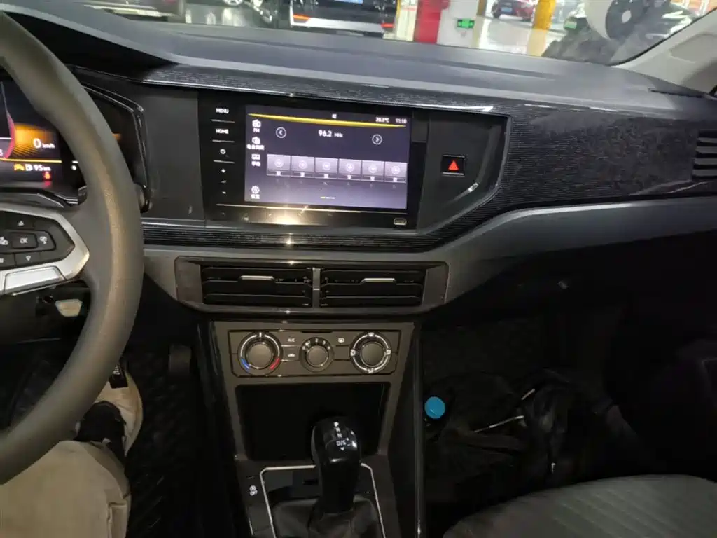 Volkswagen Lavida 2025 New Edge 1.5L Outstanding New Ease фото 13