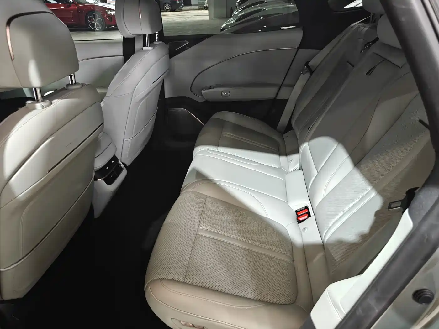 ZEEKR 007 2024 2025 AWD Smart Driving 75kWh
