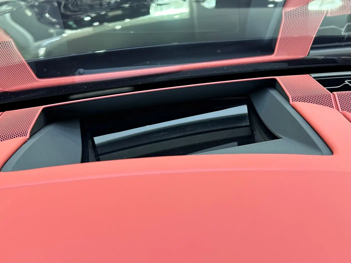 BENTLEY CONTINENTAL PLUG IN HYBRID