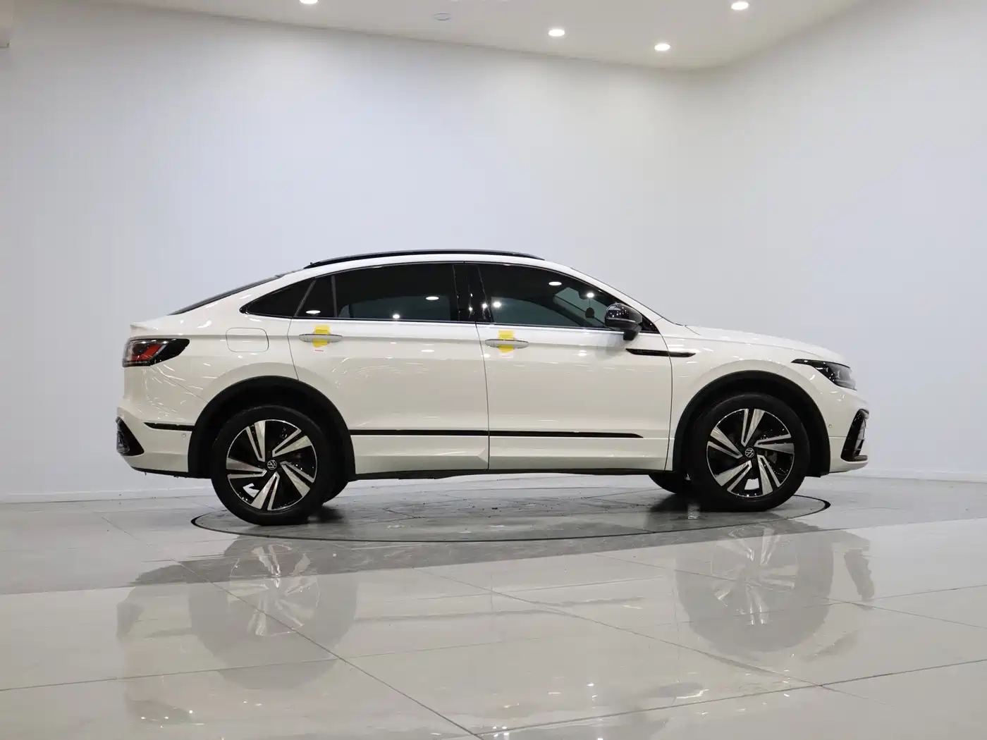 Volkswagen Tiguan X 2023 Facelift 330TSI FWD Flagship фото 7