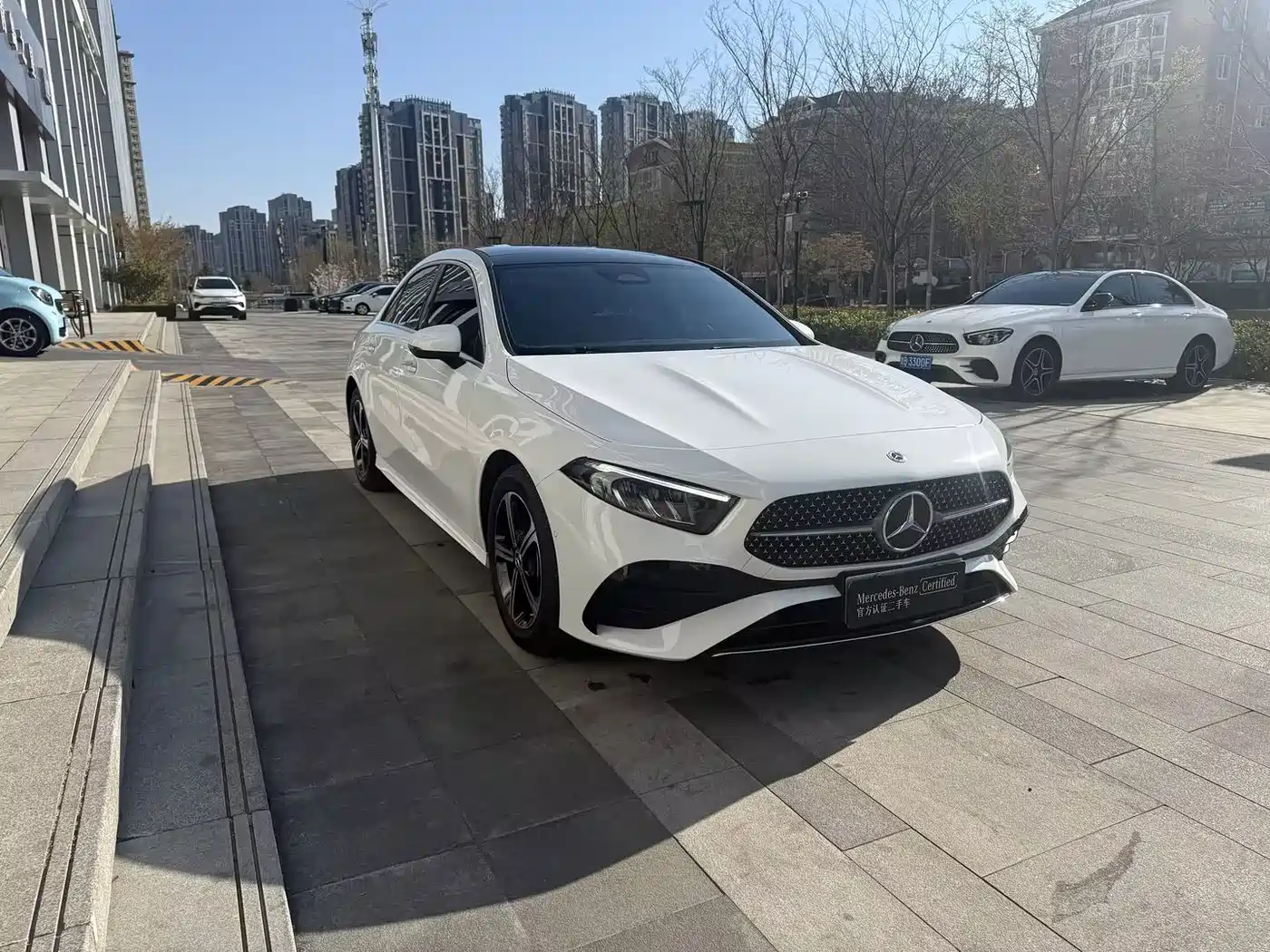 Mercedes-Benz A-Class 2023 A 200 L Fashion фото 3