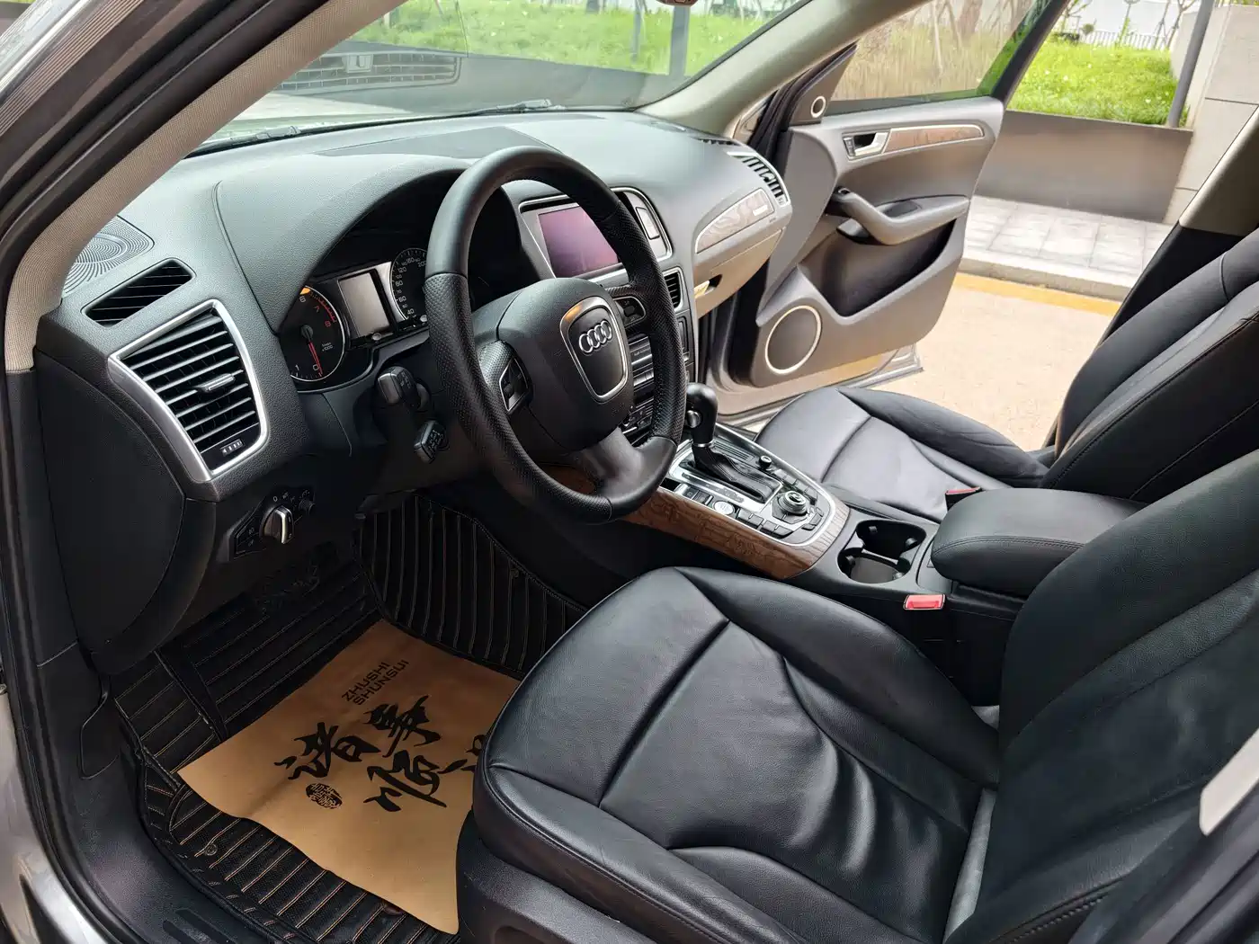 Audi Q5 (Import) 2013 2010 3.2FSI Sport