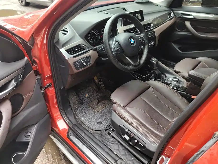 BMW X1 2019 xDrive20Li Premium Model фото 9
