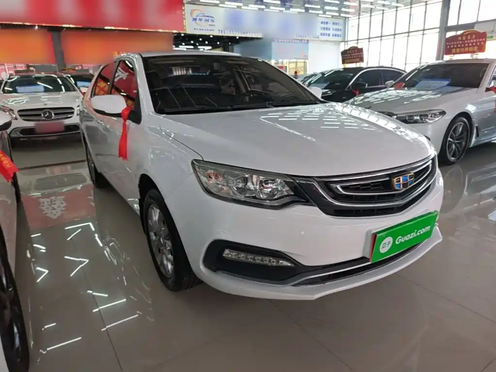 Фото 4 - Geely Vision