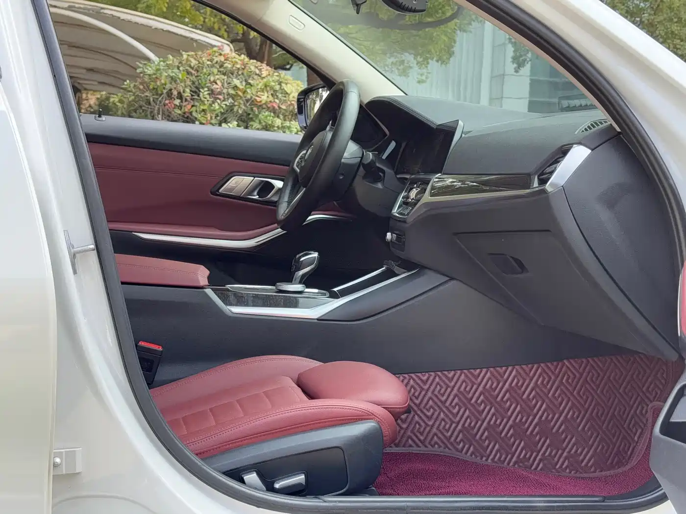 BMW 3 Series 2021 325Li M Sport Package фото 18