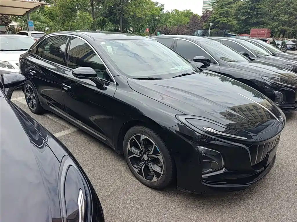 Hongqi E-QM5 2021 Ride-hailing Charging Basic Edition 5-seater фото 4