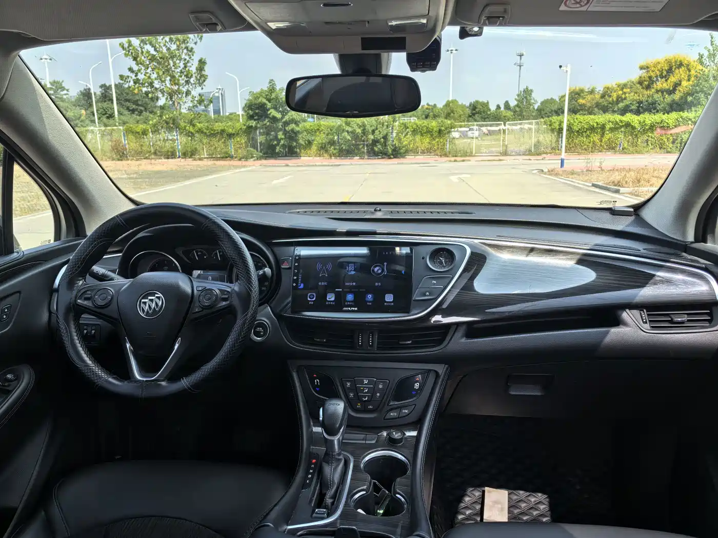 Фото 11 - Buick Envision Plus