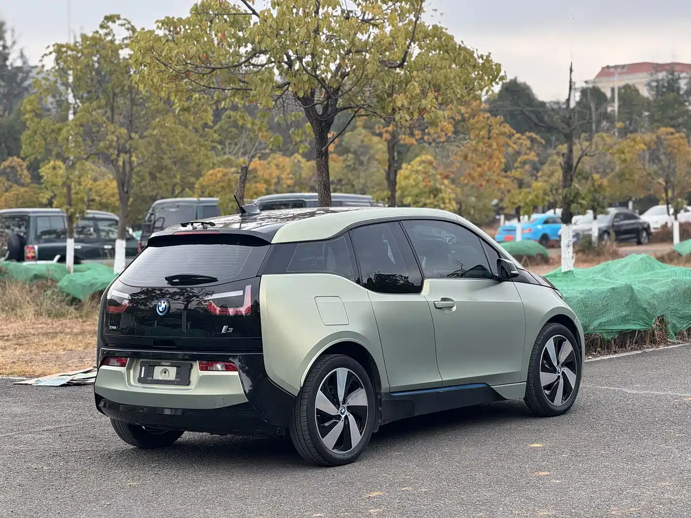 BMW I3