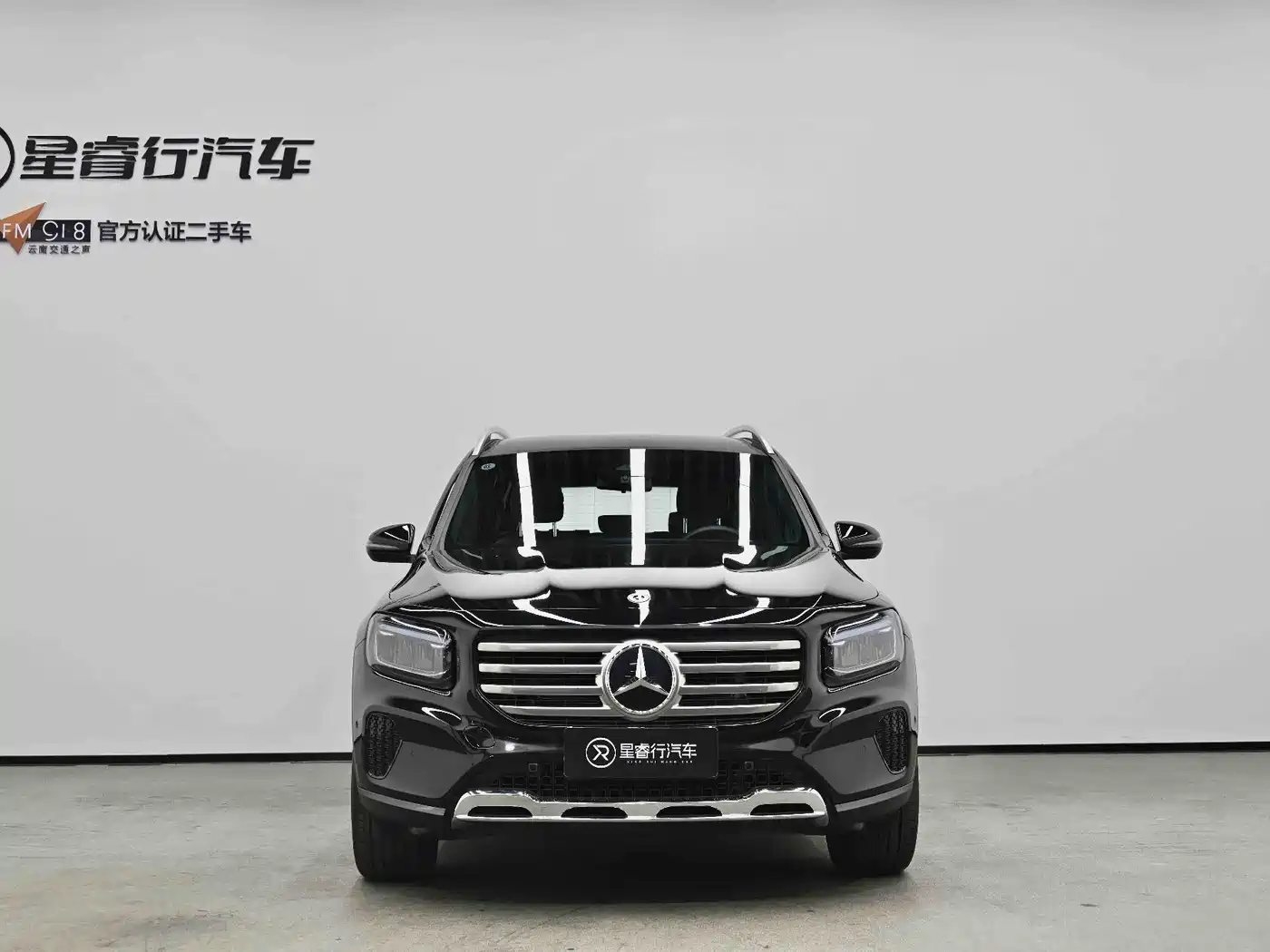 MERCEDES-BENZ GLB